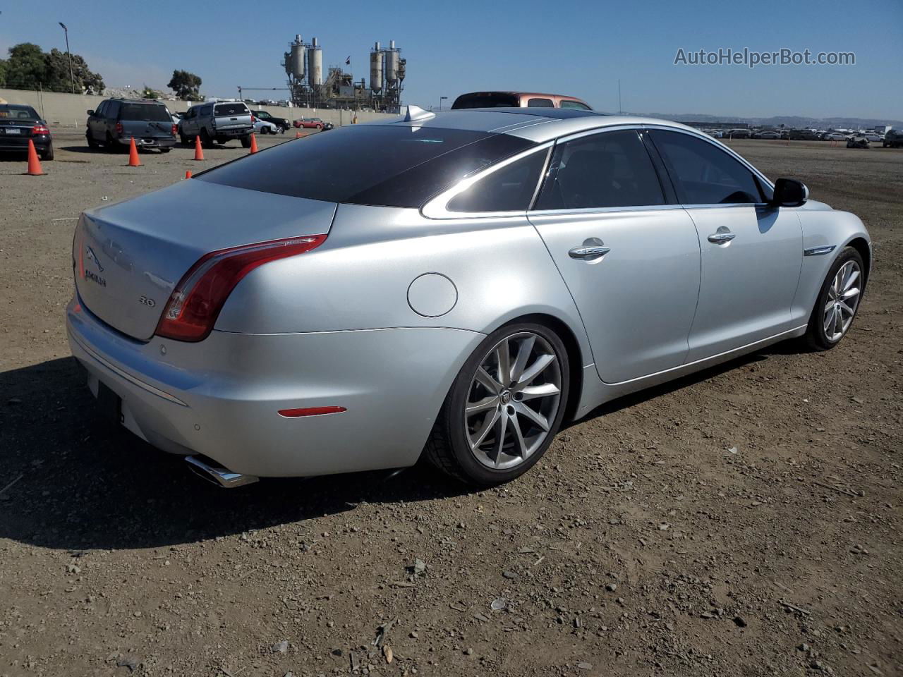 2013 Jaguar Xj  Серебряный vin: SAJWA1C78D8V56507