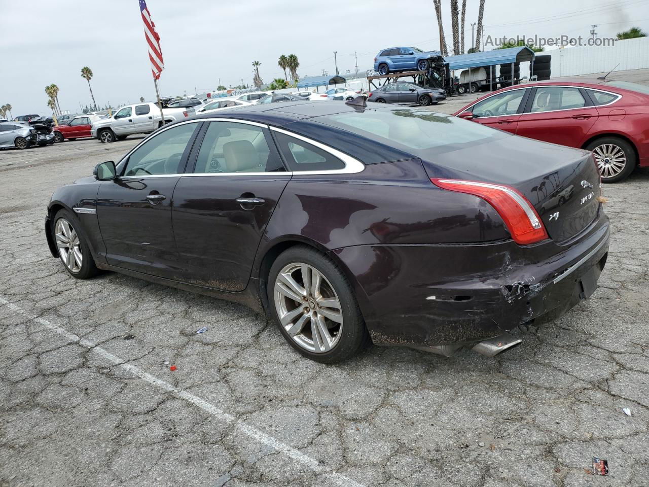 2013 Jaguar Xj  Maroon vin: SAJWA1C79D8V41546