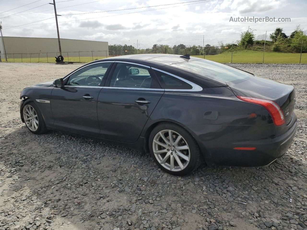 2013 Jaguar Xj  Black vin: SAJWA1C7XD8V43466