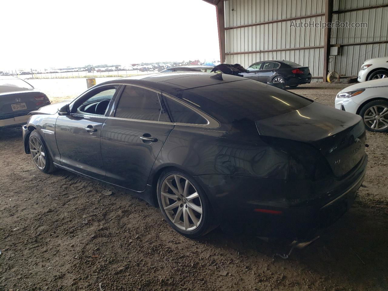 2013 Jaguar Xj  Black vin: SAJWA1C7XD8V51860