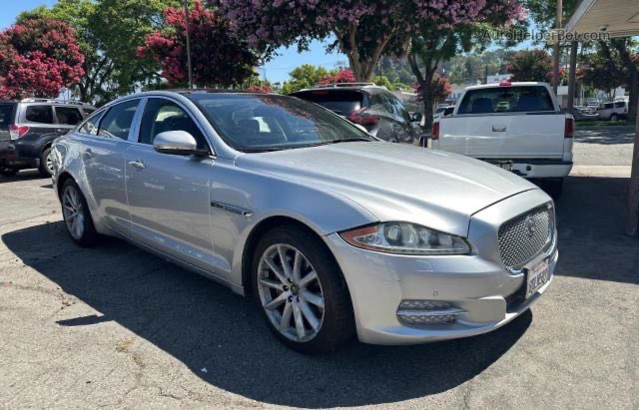 2012 Jaguar Xj  Silver vin: SAJWA1CB9CLV26626