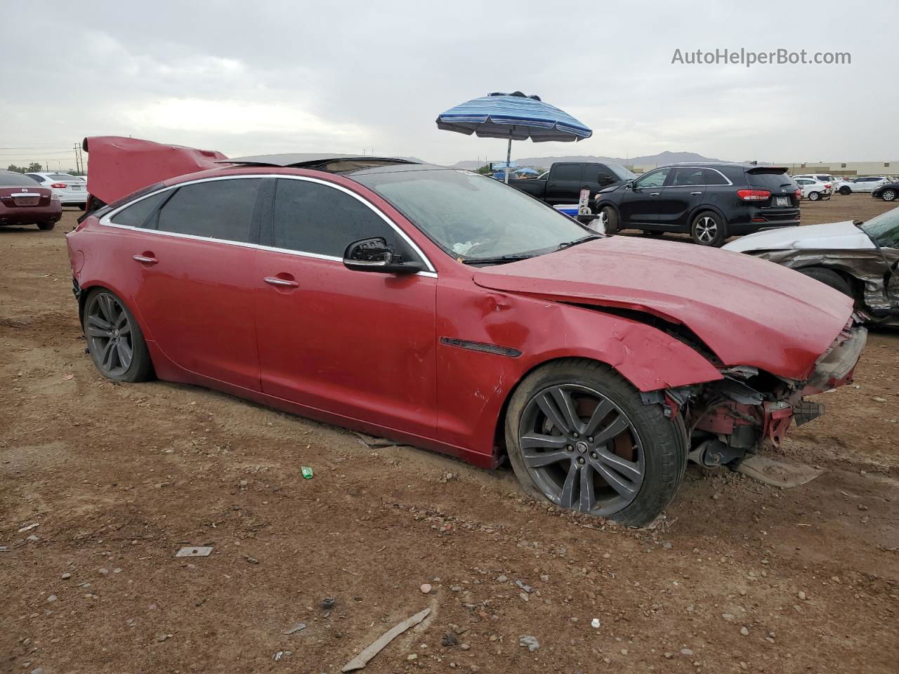 2013 Jaguar Xjl Portfolio Красный vin: SAJWA2GB8DLV40342