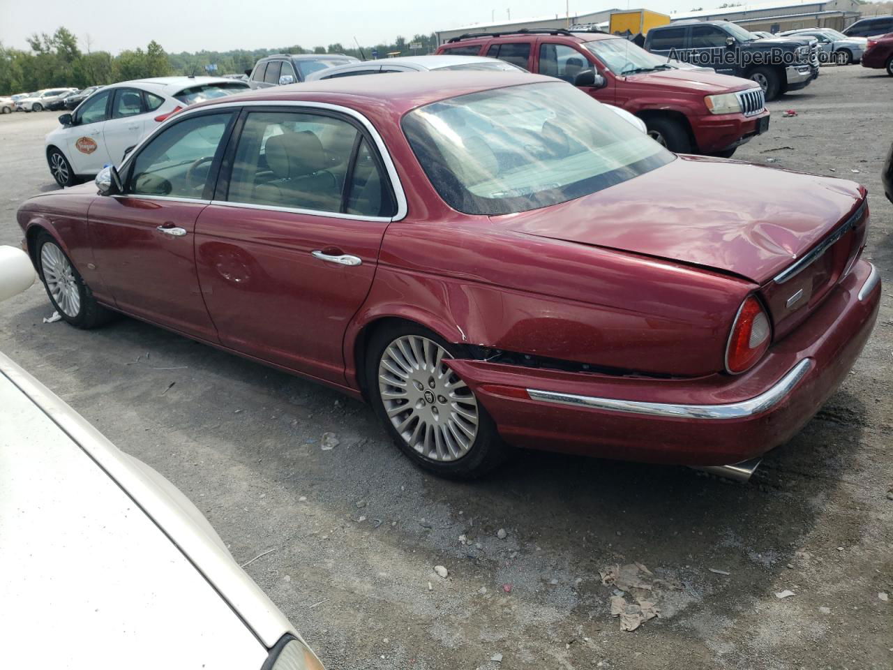 2006 Jaguar Vandenplas  Red vin: SAJWA82B16SH00356