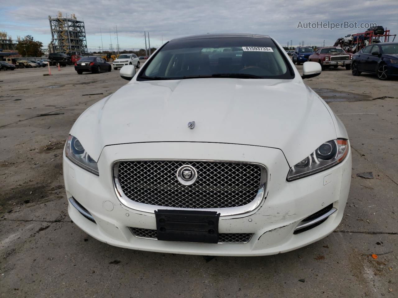 2013 Jaguar Xj  White vin: SAJWJ1CD0D8V53753