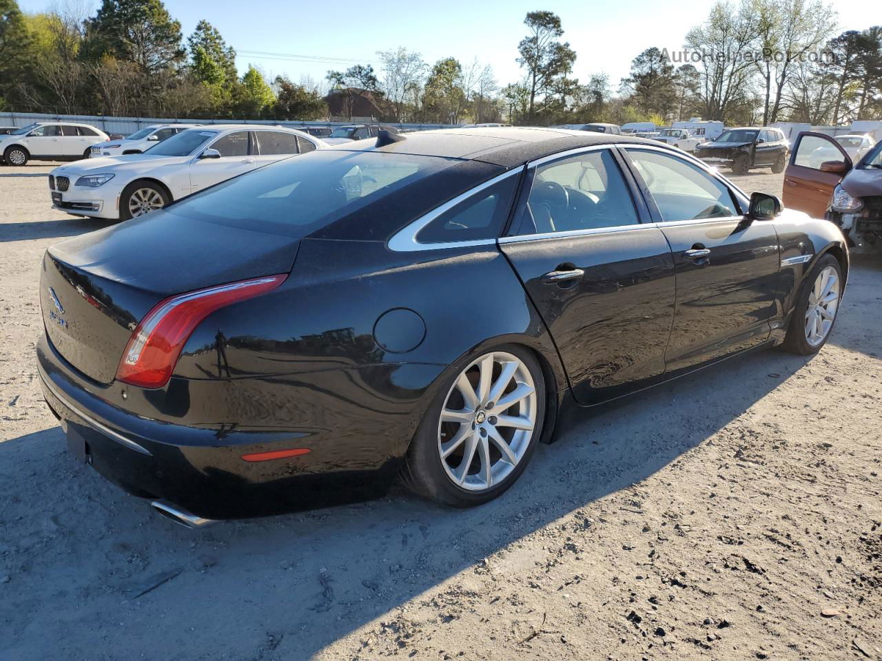 2013 Jaguar Xj  Черный vin: SAJWJ1CD9D8V48289