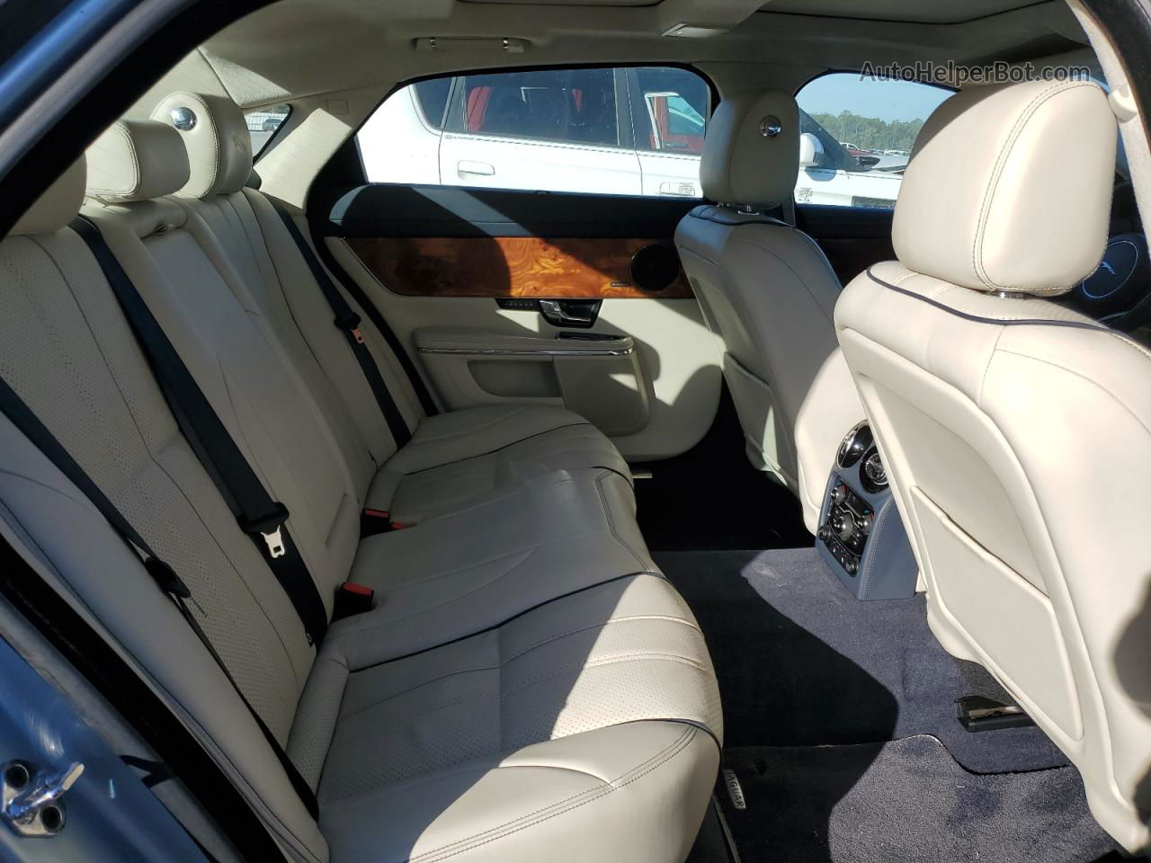 2013 Jaguar Xjl Portfolio Синий vin: SAJWJ2GD1D8V54412