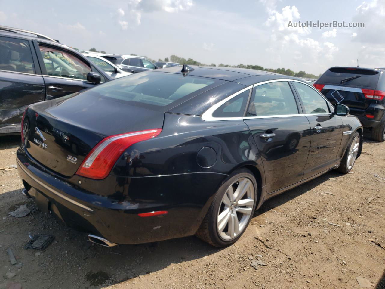 2013 Jaguar                      Xjl Portfo Black vin: SAJWJ2GD6D8V52848