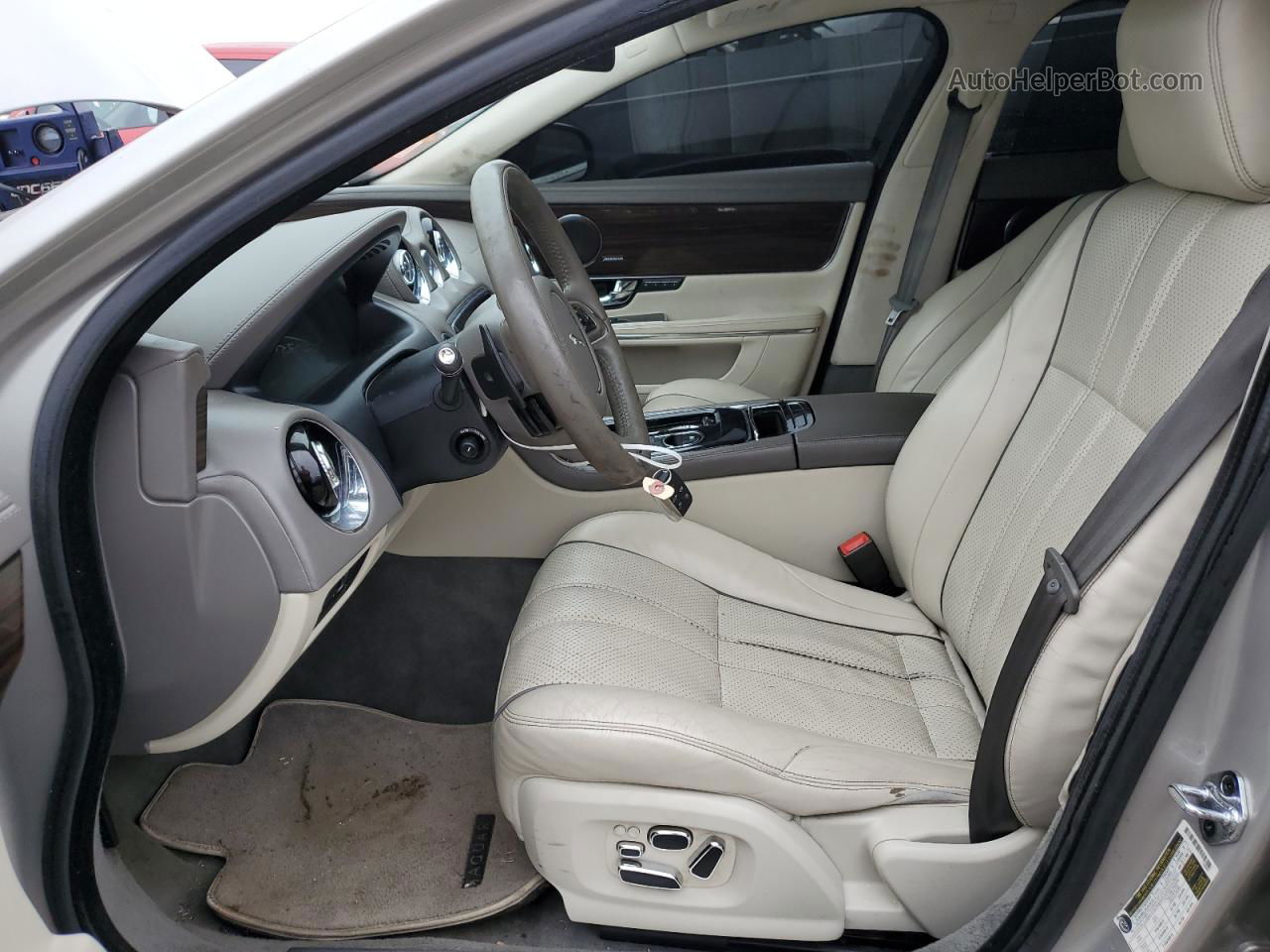 2013 Jaguar Xjl Portfolio Beige vin: SAJWJ2GD9D8V45893