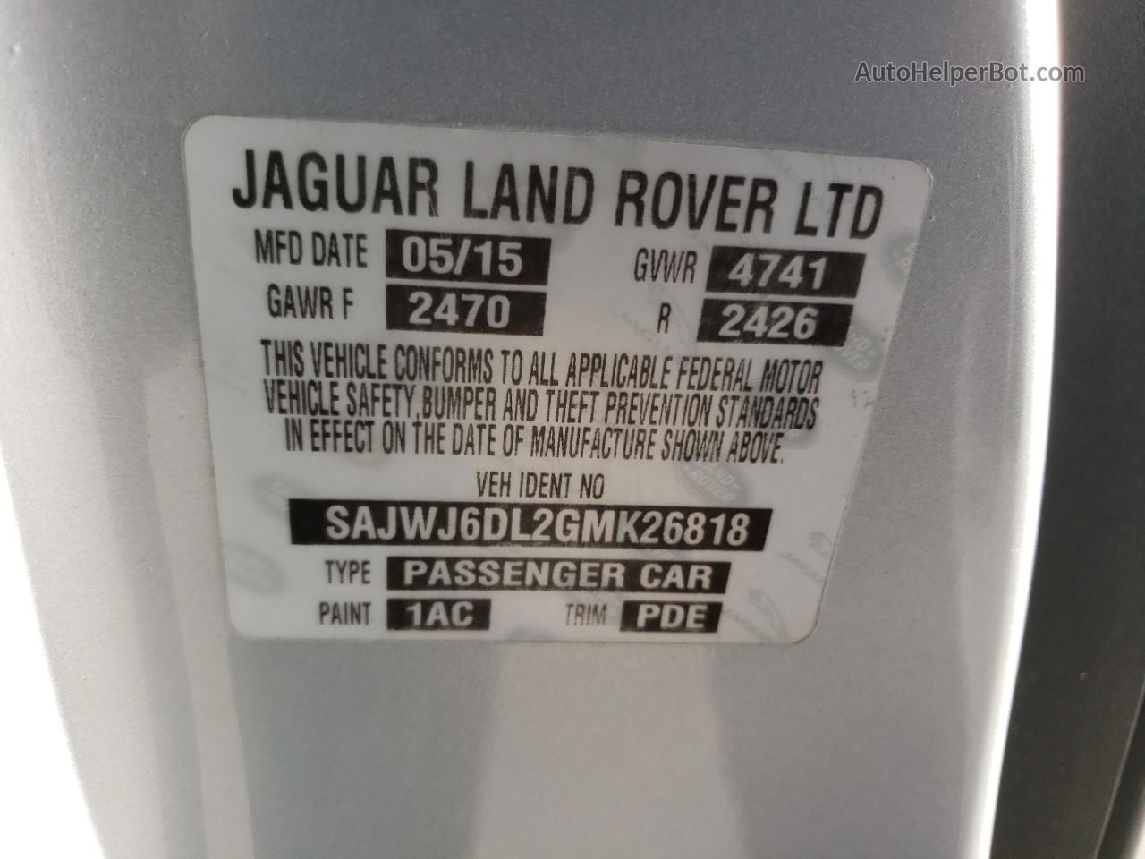 2016 Jaguar F-type R Silver vin: SAJWJ6DL2GMK26818