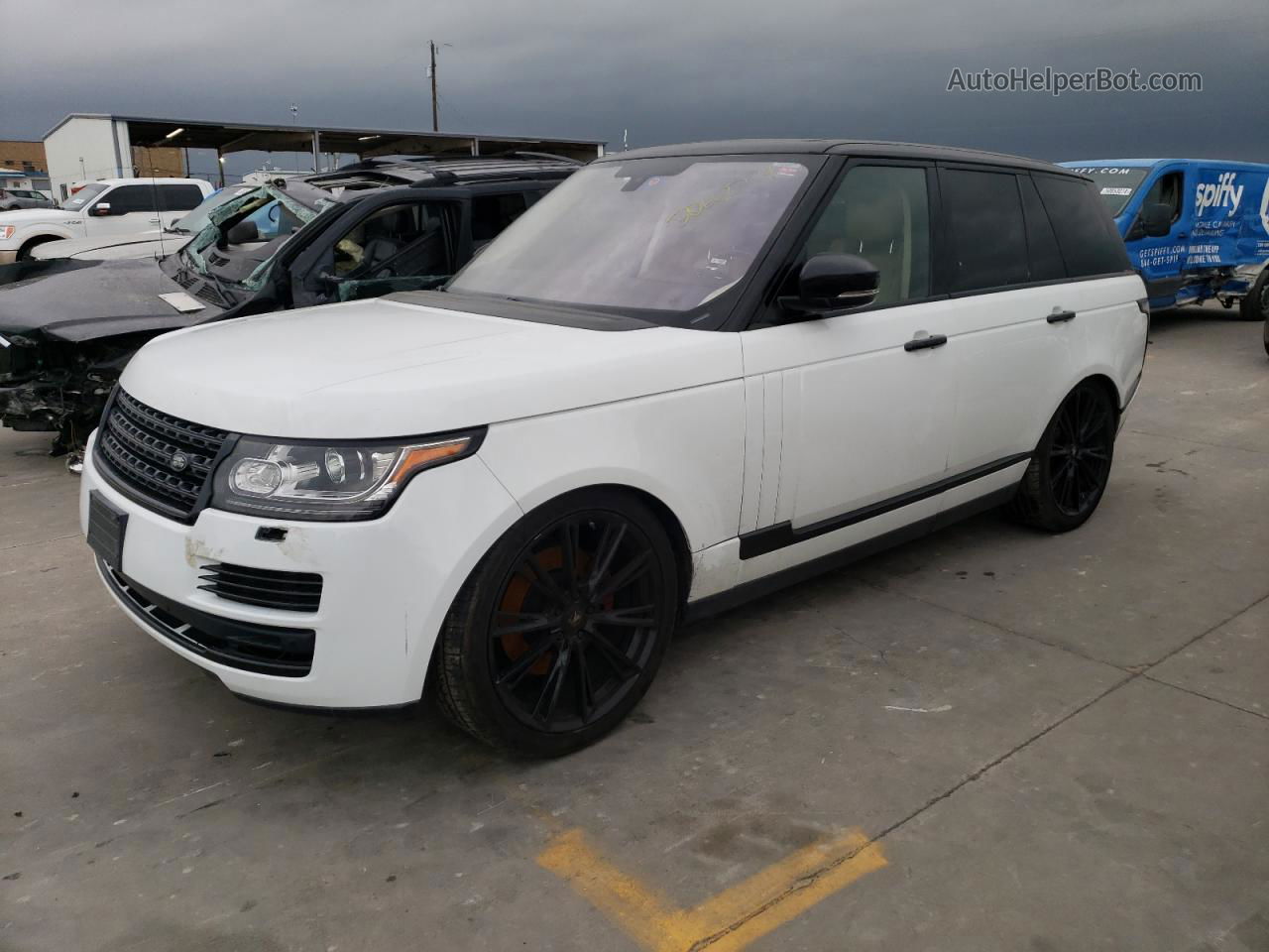 2015 Land Rover Range Rover  White vin: SALGR2VF5FA217729