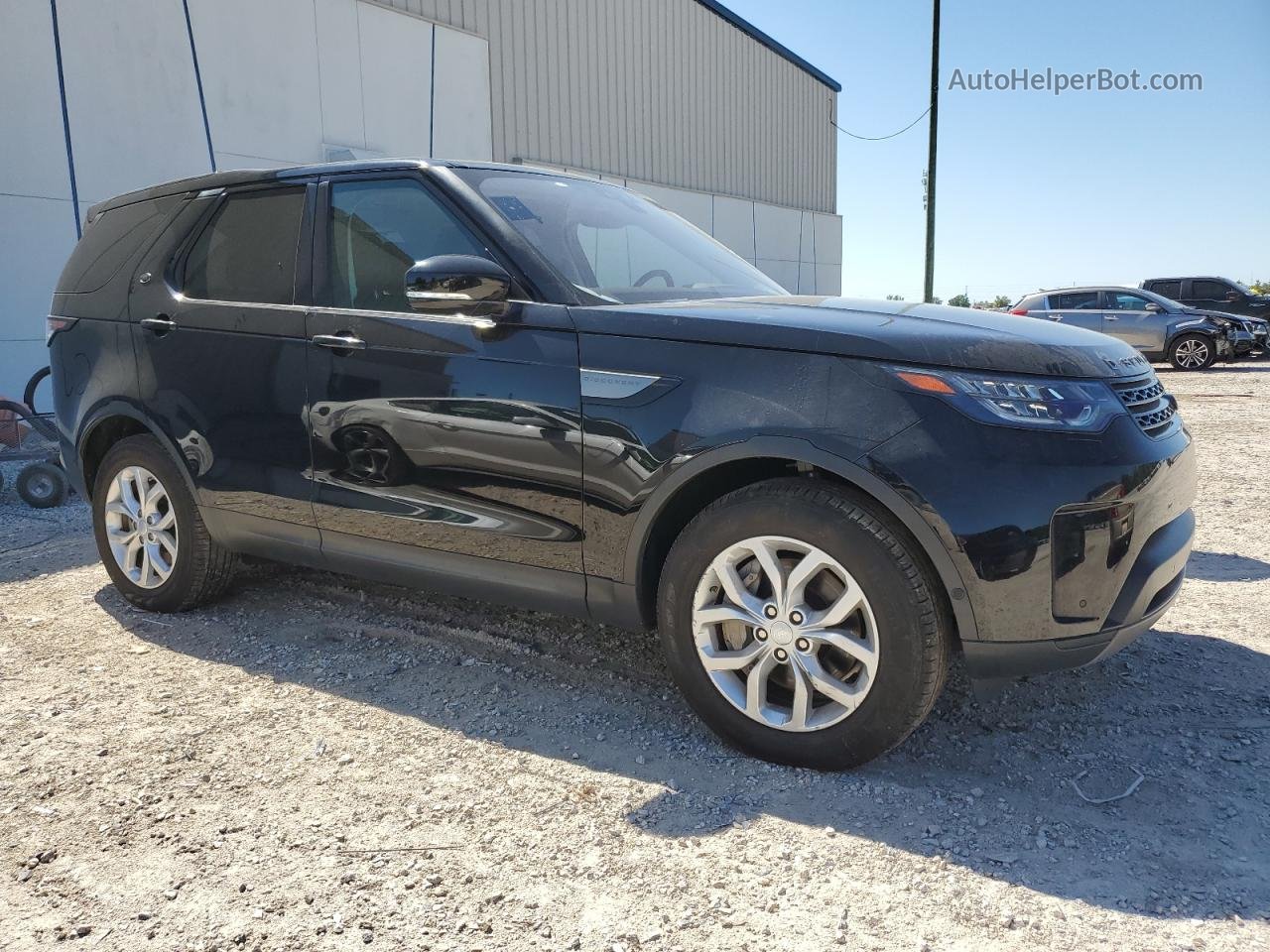 2019 Land Rover Discovery Se Black vin: SALRG2RV2KA094577