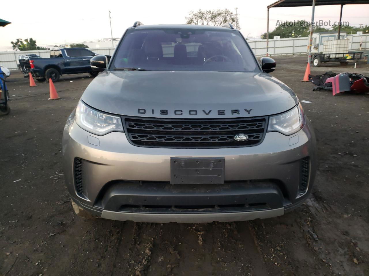 2019 Land Rover Discovery Se Gray vin: SALRG2RV5K2407390