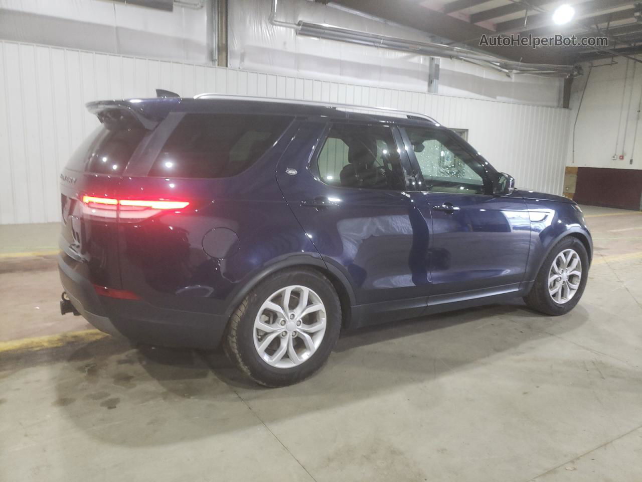 2019 Land Rover Discovery Se Blue vin: SALRG2RV7KA096373