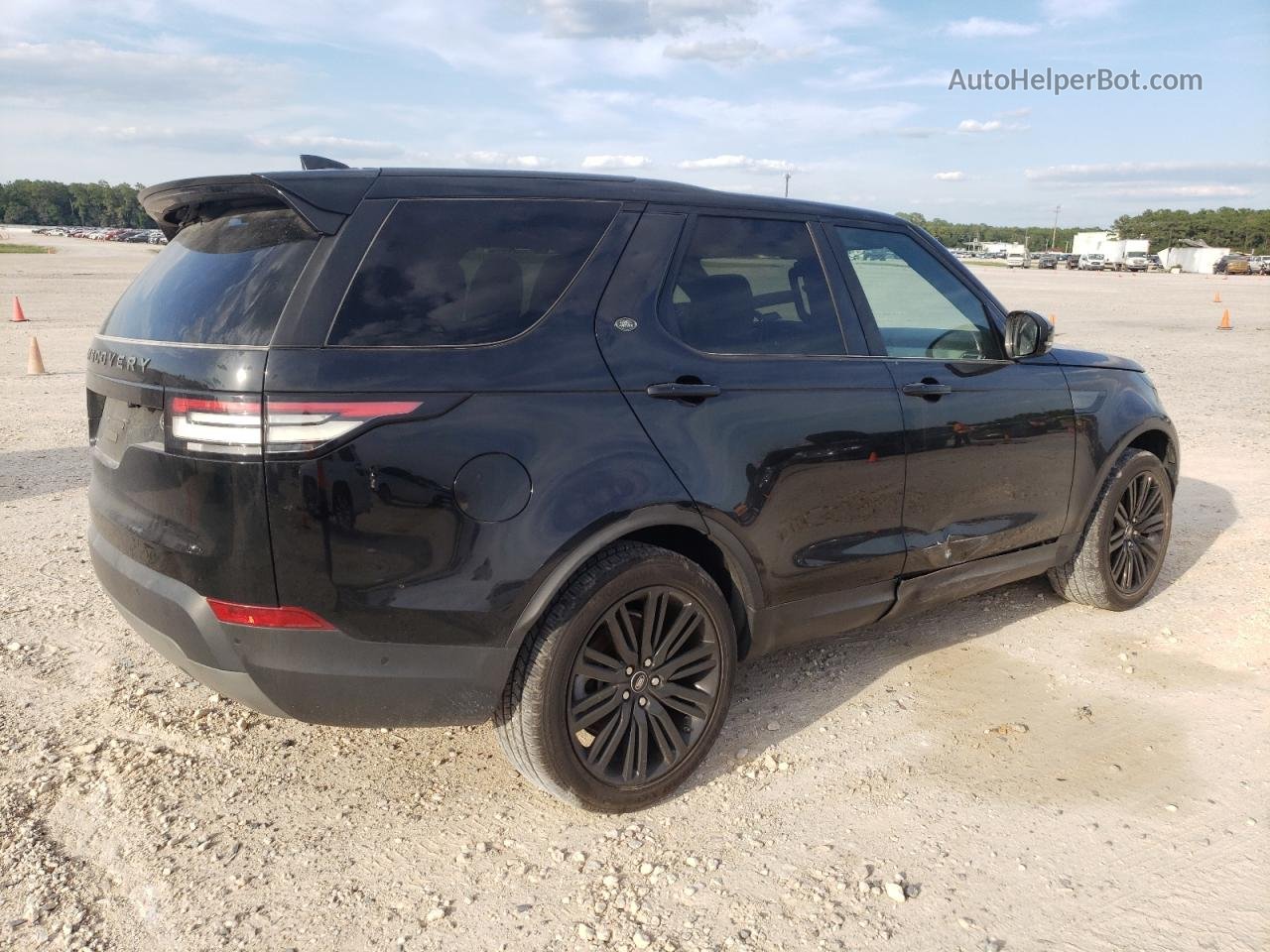 2019 Land Rover Discovery Se Black vin: SALRG2RV9KA095905