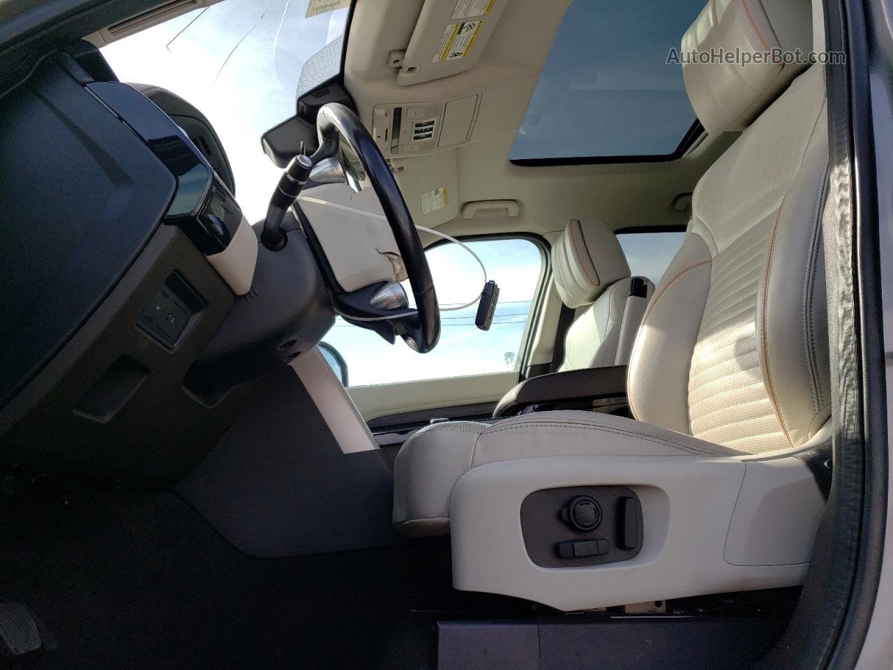 2019 Land Rover Discovery Hse Luxury Gray vin: SALRT2RK5K2410520