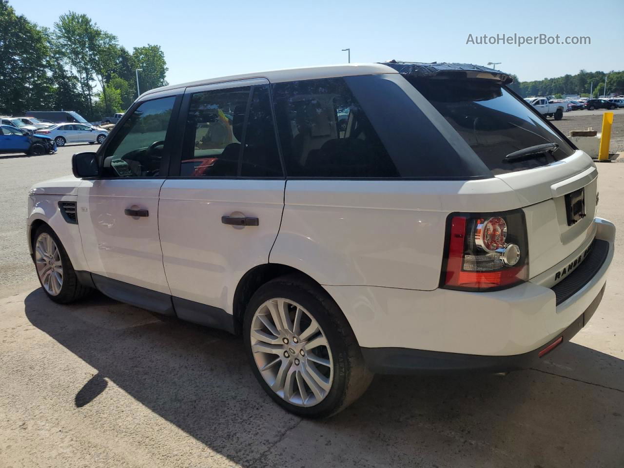 2011 Land Rover Range Rover Sport Lux White vin: SALSK2D46BA270190