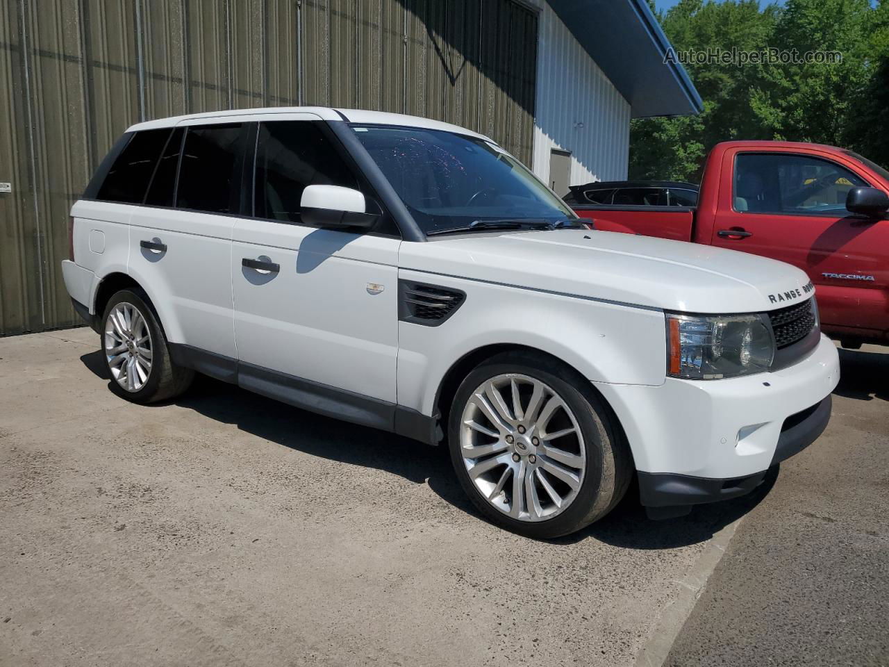 2011 Land Rover Range Rover Sport Lux White vin: SALSK2D46BA270190