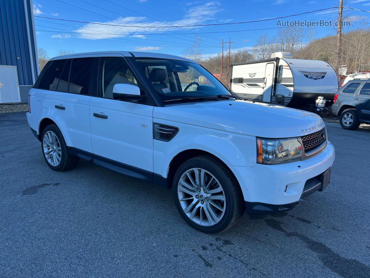 2011 Land Rover Range Rover Sport Lux White vin: SALSK2D47BA716427