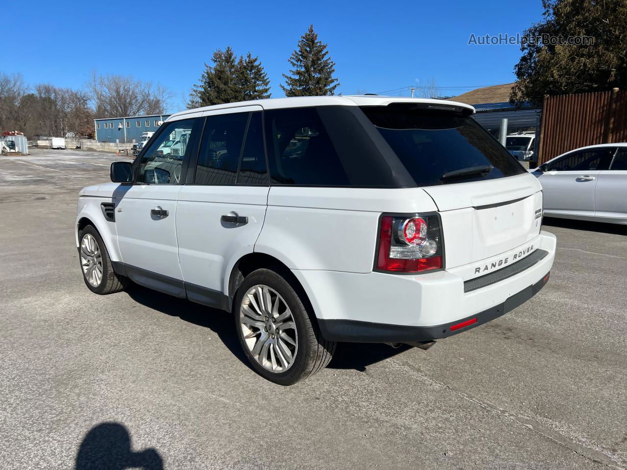 2011 Land Rover Range Rover Sport Lux White vin: SALSK2D47BA716427