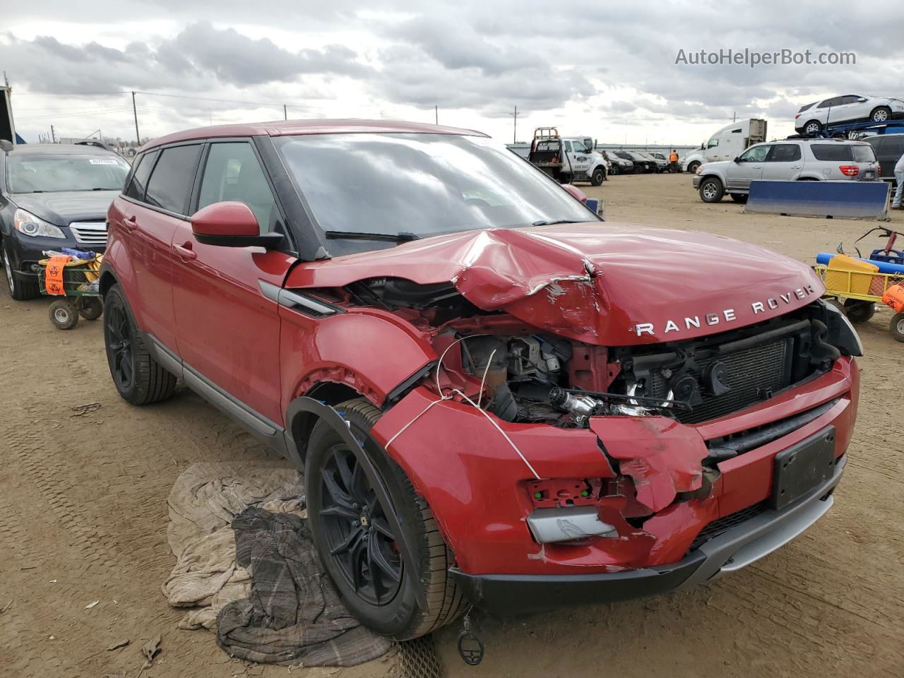 2015 Land Rover Range Rover Evoque Pure Red vin: SALVN2BG0FH017218