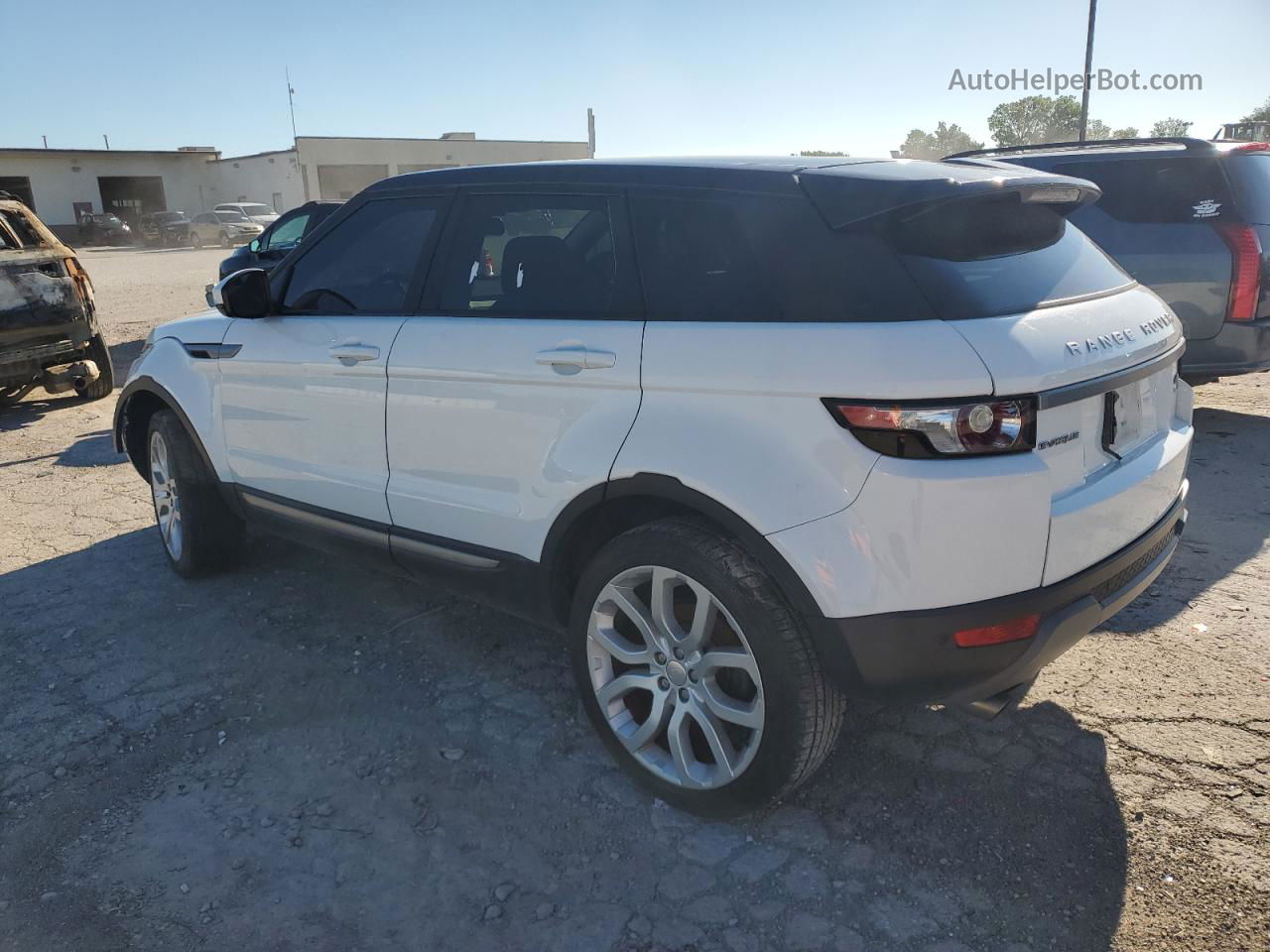 2015 Land Rover Range Rover Evoque Pure Plus Белый vin: SALVP2BG1FH016282