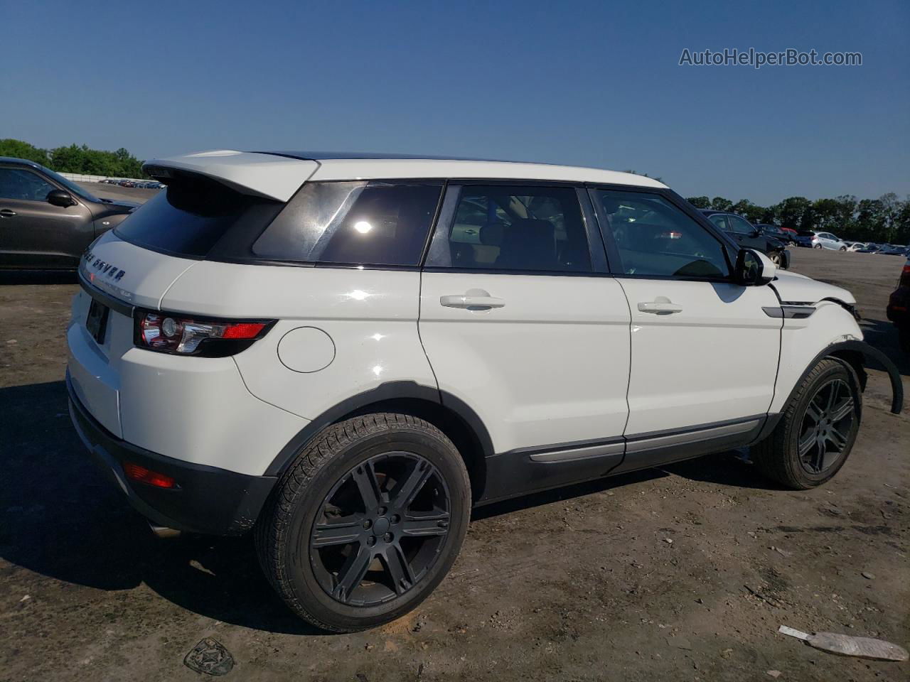 2015 Land Rover Range Rover Evoque Pure Plus White vin: SALVP2BGXFH960565