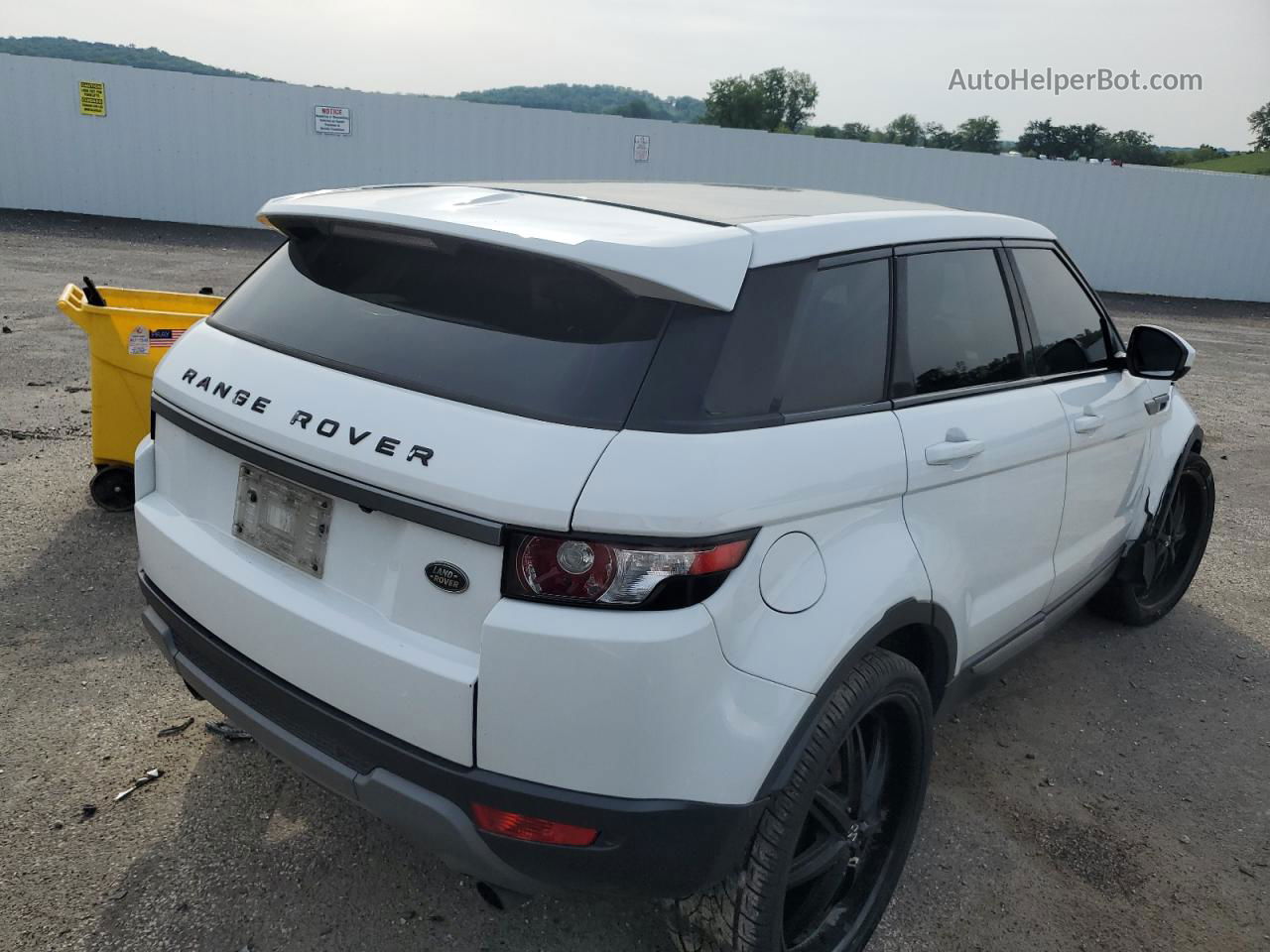 2014 Land Rover Range Rover Evoque Pure Premium Белый vin: SALVR2BG2EH891069