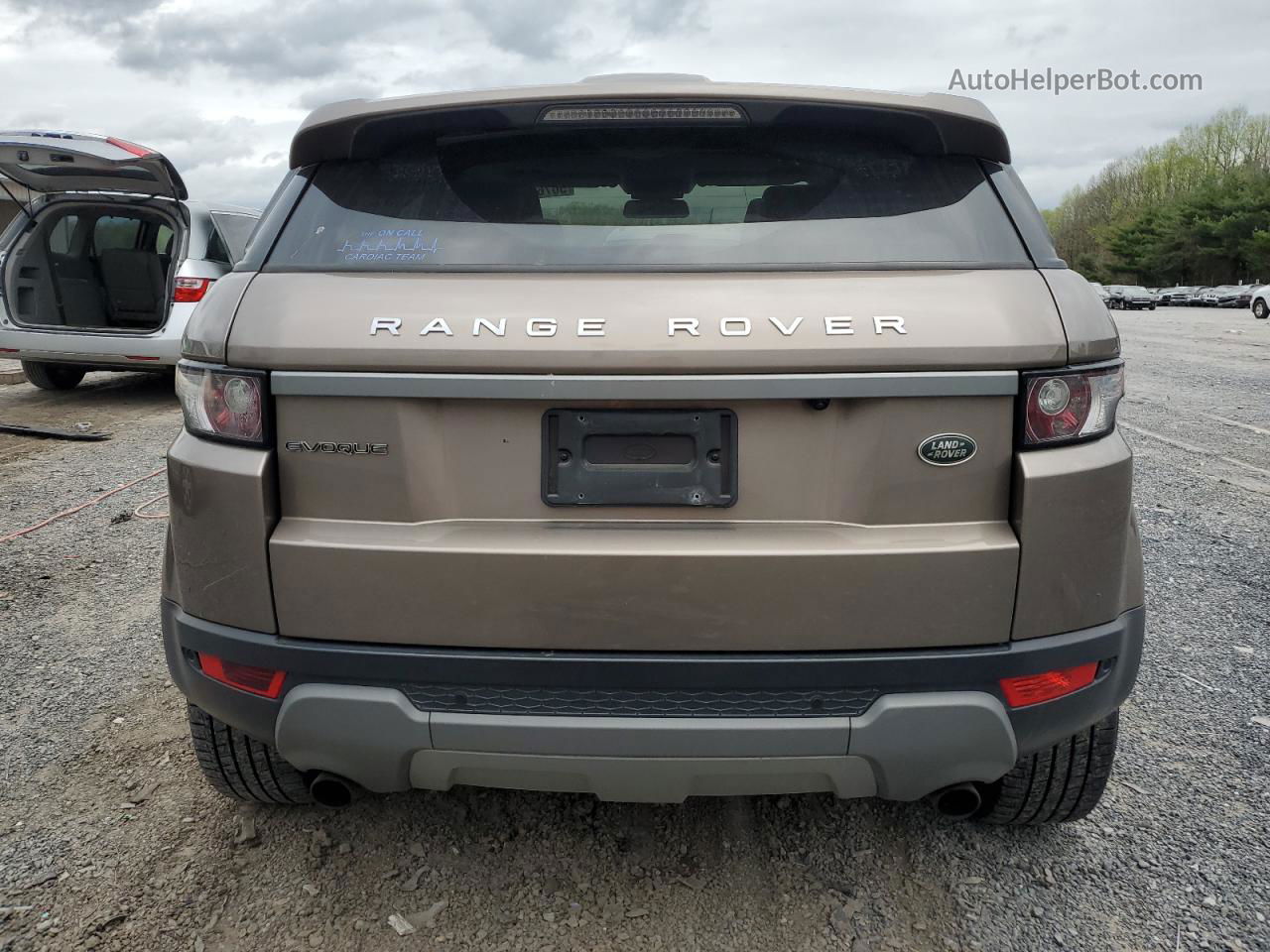 2015 Land Rover Range Rover Evoque Pure Premium Tan vin: SALVR2BG2FH059264