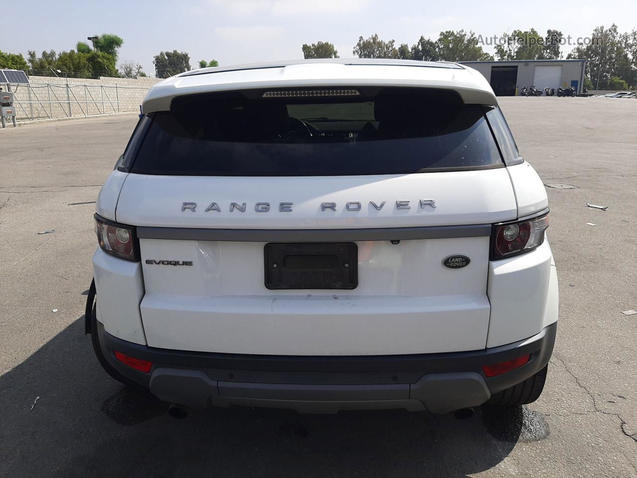 2015 Land Rover Range Rover Evoque Pure Premium White vin: SALVR2BG9FH073940