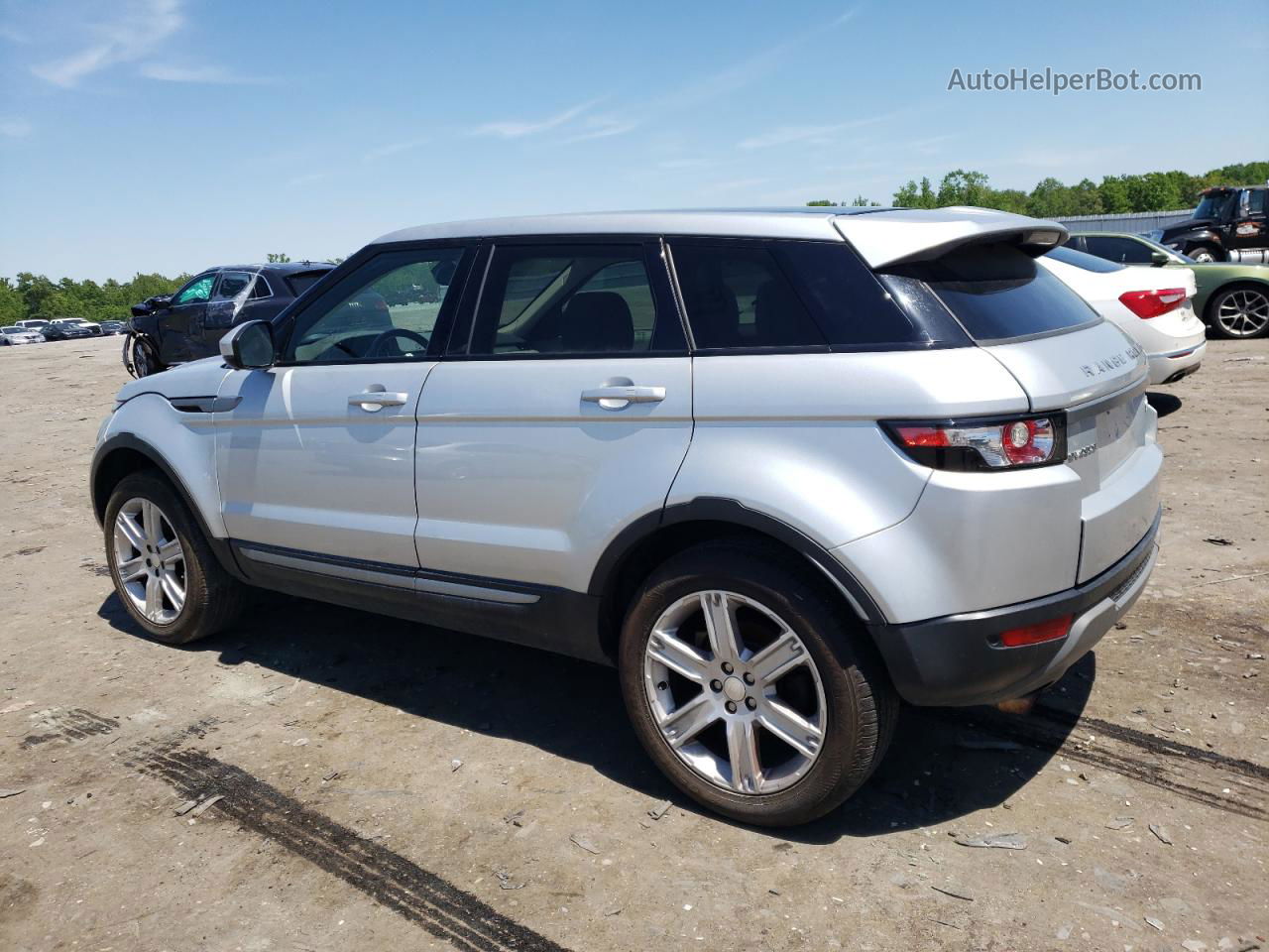 2015 Land Rover Range Rover Evoque Pure Premium Серебряный vin: SALVR2BGXFH960544