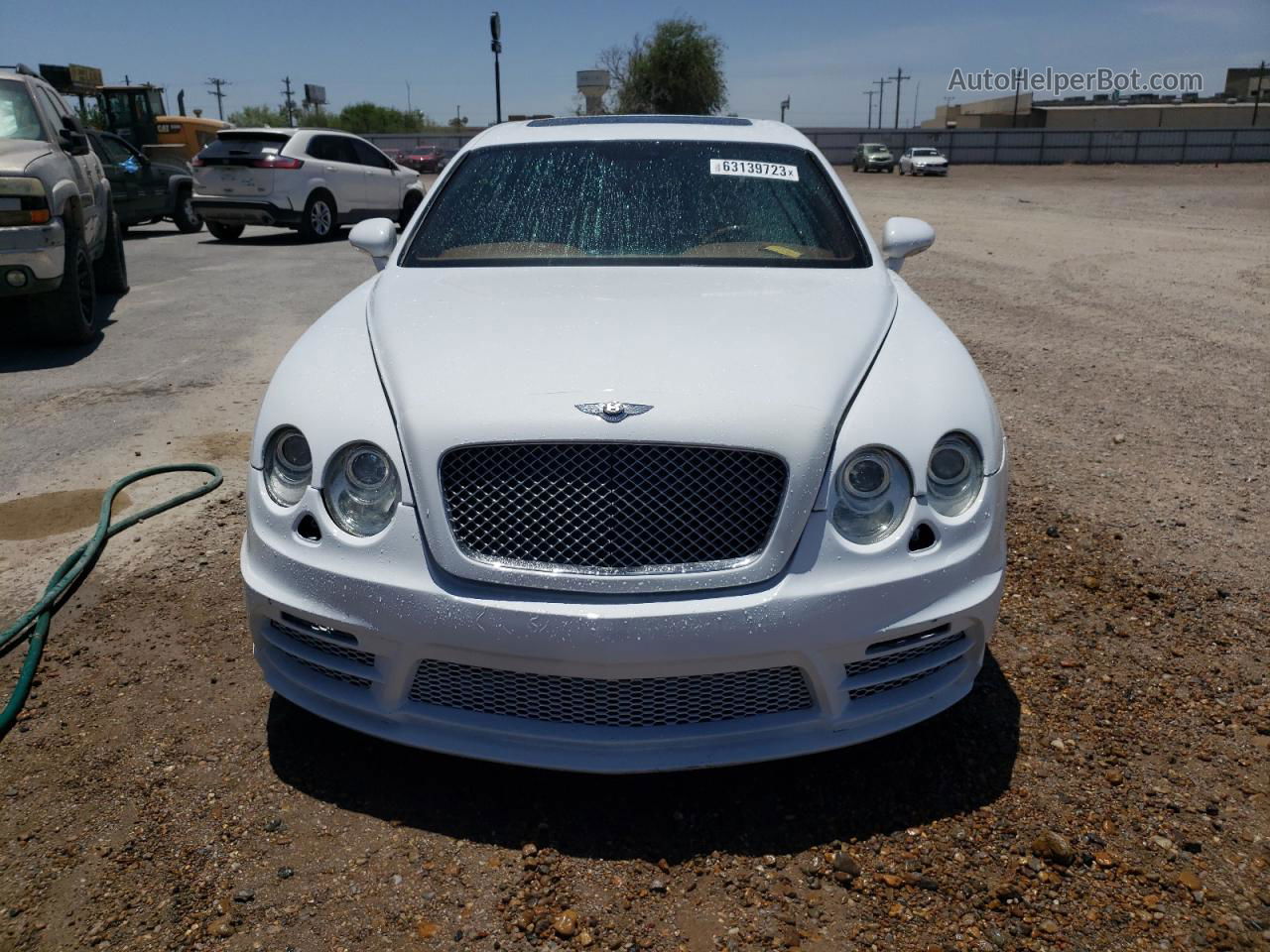 2007 Bentley Continental Flying Spur White vin: SCBBR93W37C050048