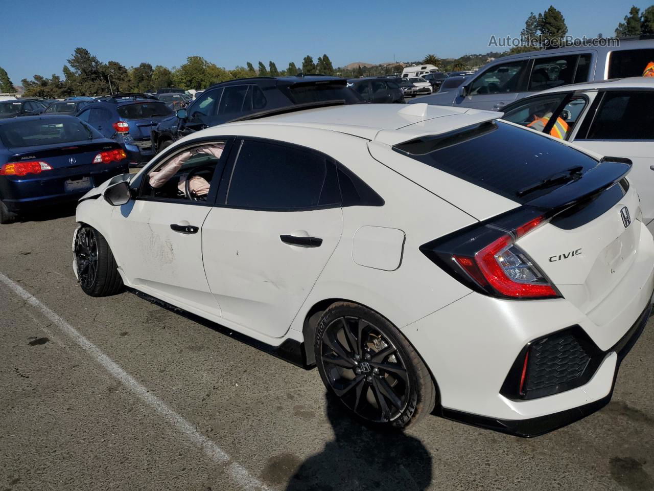 2019 Honda Civic Sport Touring White vin: SHHFK7H96KU415682