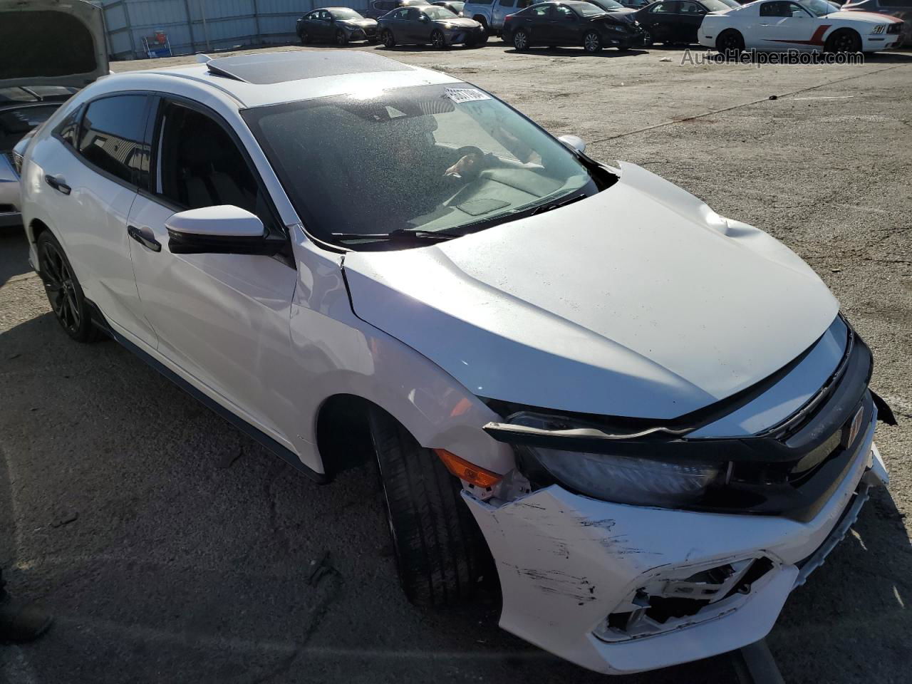 2019 Honda Civic Sport Touring White vin: SHHFK7H96KU415682