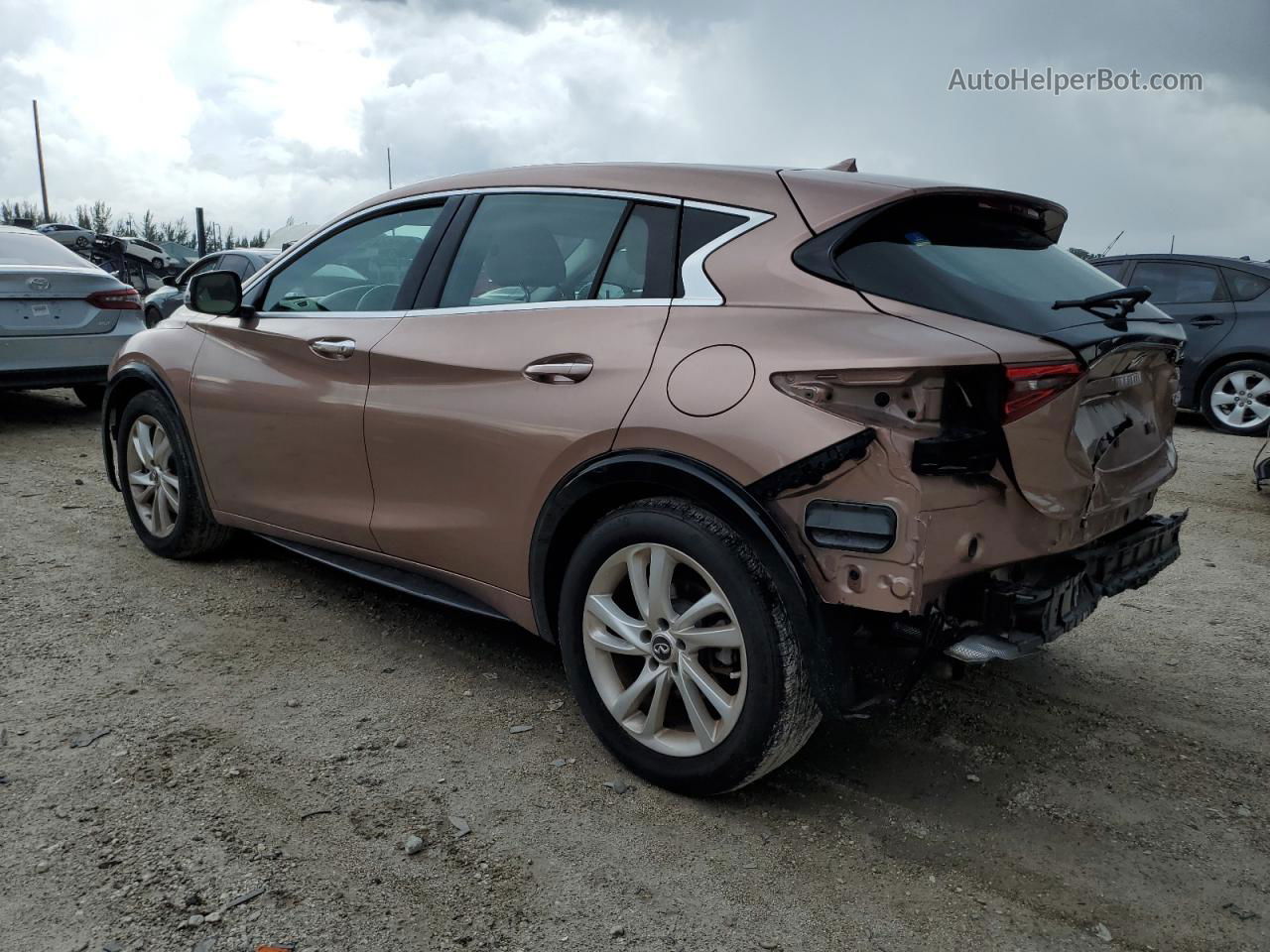 2018 Infiniti Qx30 Base Pink vin: SJKCH5CP0JA053785