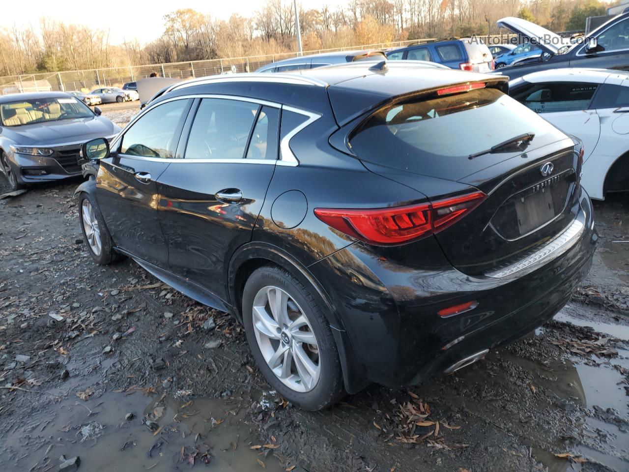 2018 Infiniti Qx30 Pure Черный vin: SJKCH5CP1JA002120