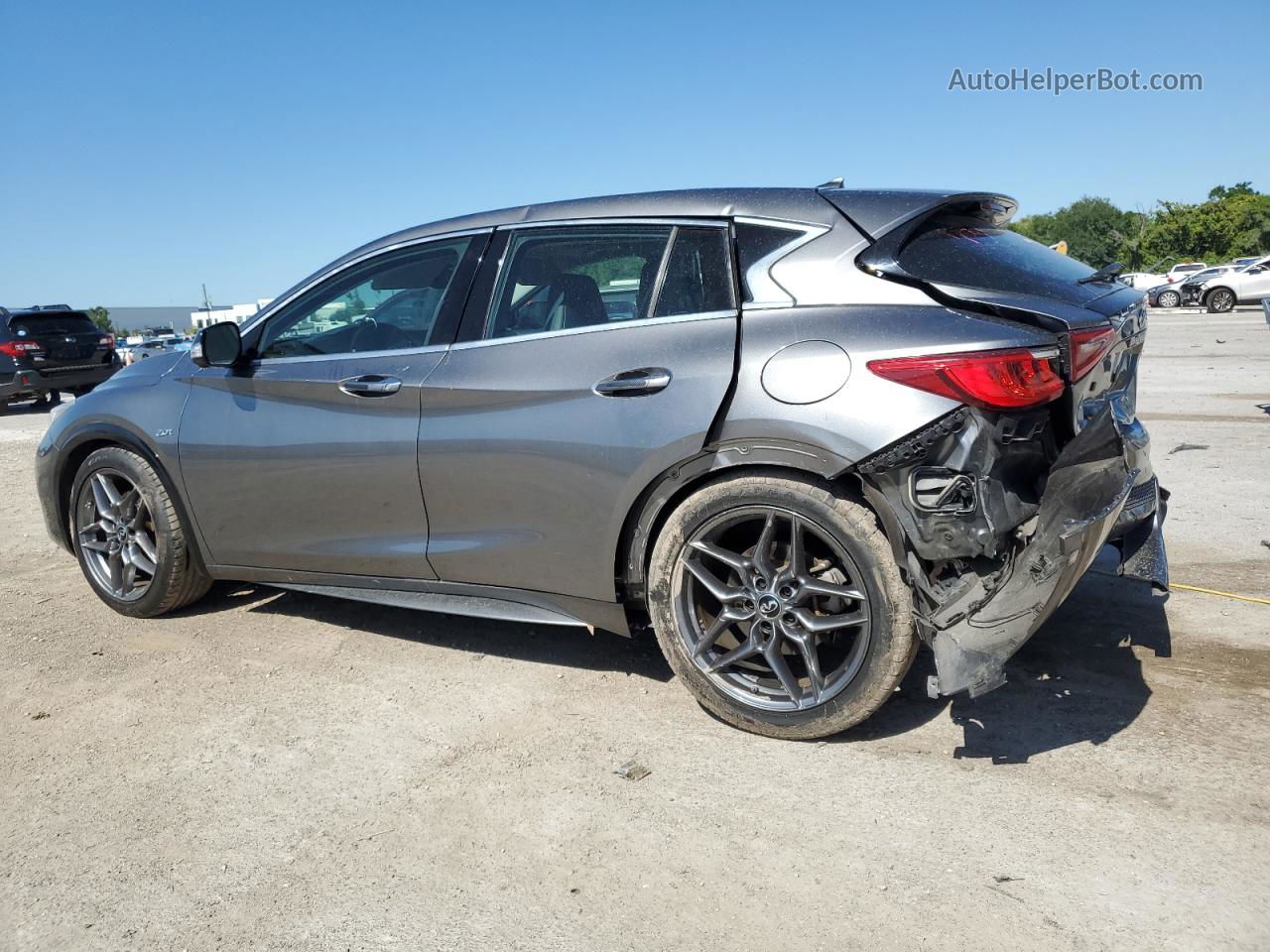 2018 Infiniti Qx30 Base Gray vin: SJKCH5CP1JA045839