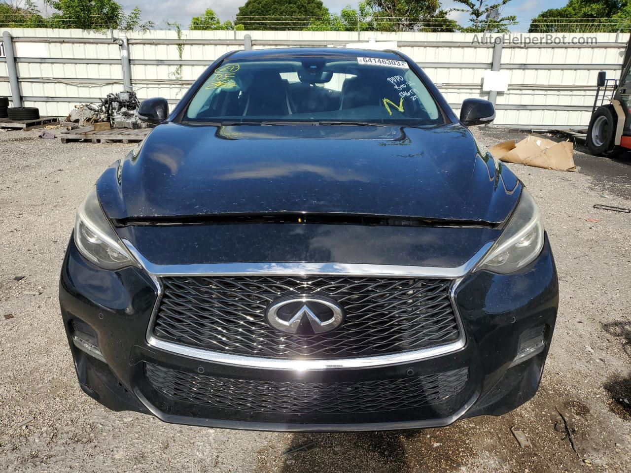 2018 Infiniti Qx30 Base Черный vin: SJKCH5CP1JA046179