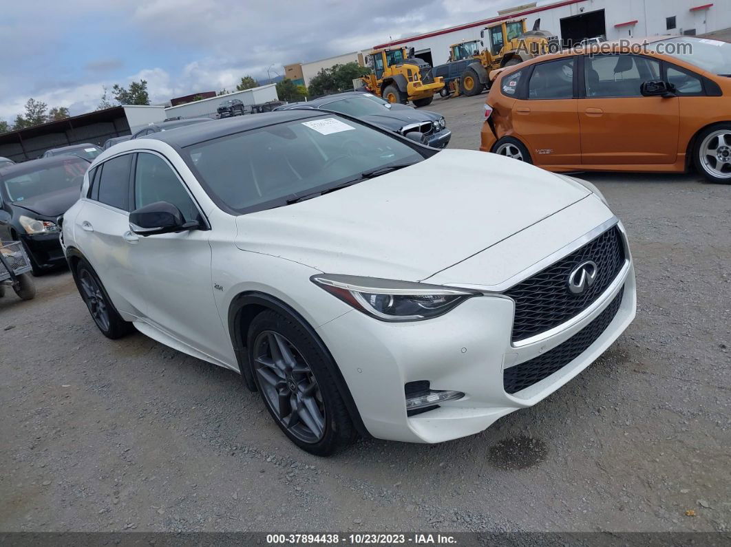 2018 Infiniti Qx30 Sport White vin: SJKCH5CP2JA050905