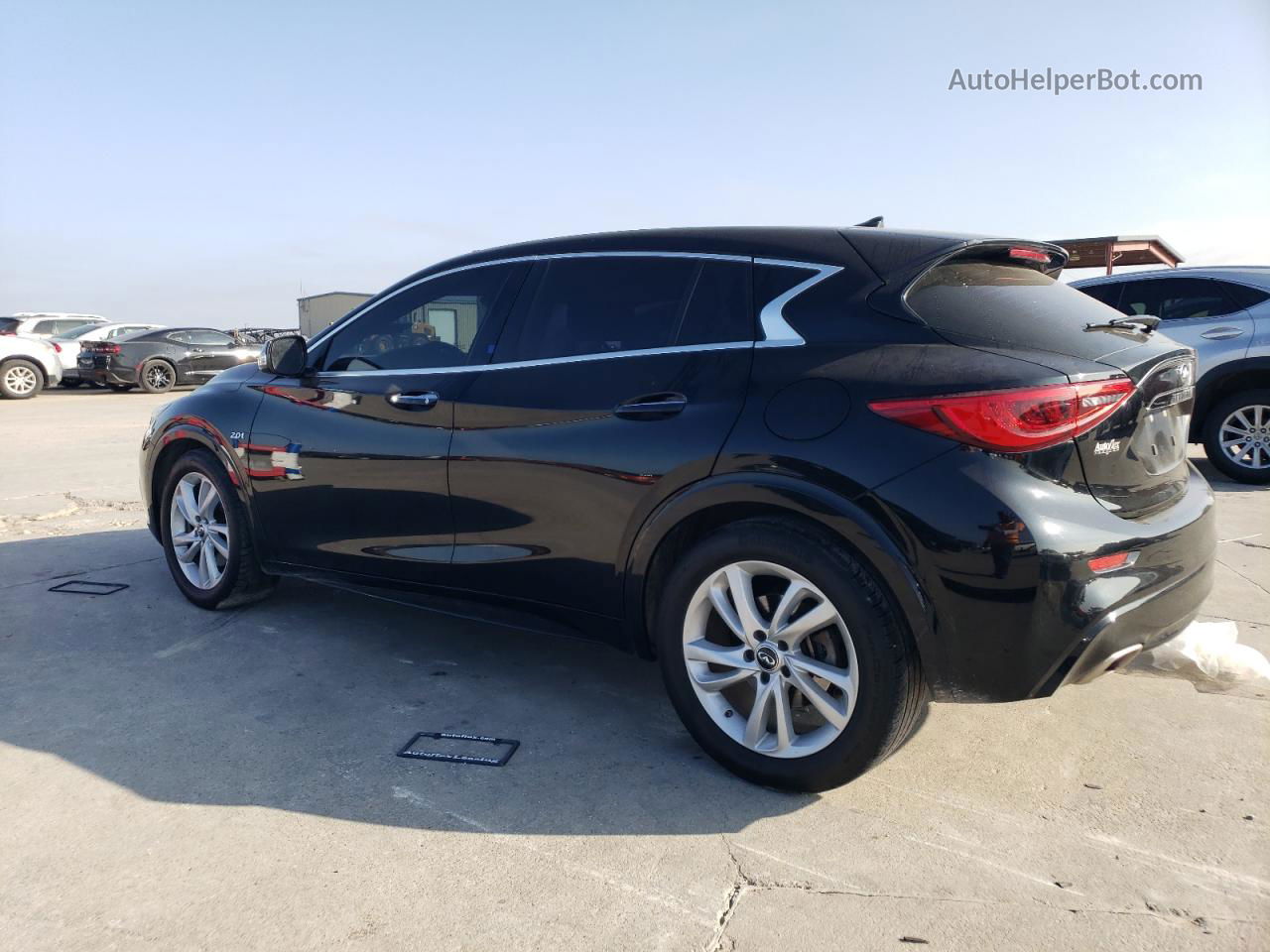 2018 Infiniti Qx30 Base Черный vin: SJKCH5CP2JA051083