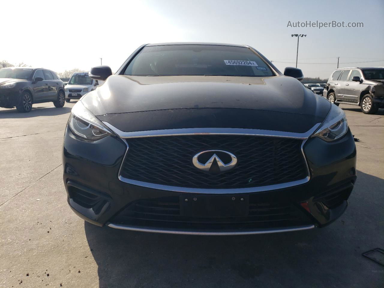 2018 Infiniti Qx30 Base Черный vin: SJKCH5CP2JA051083