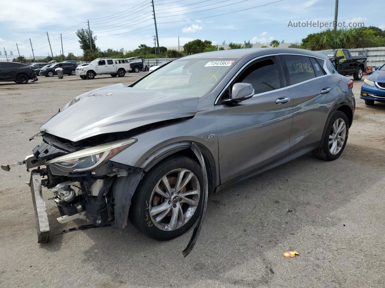 2018 Infiniti Qx30 Base Gray vin: SJKCH5CP2JA060446