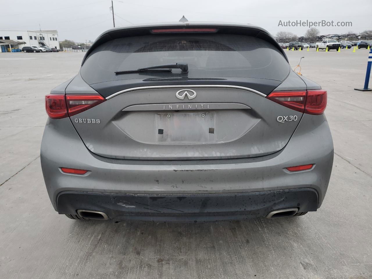 2018 Infiniti Qx30 Base Gray vin: SJKCH5CP5JA054270