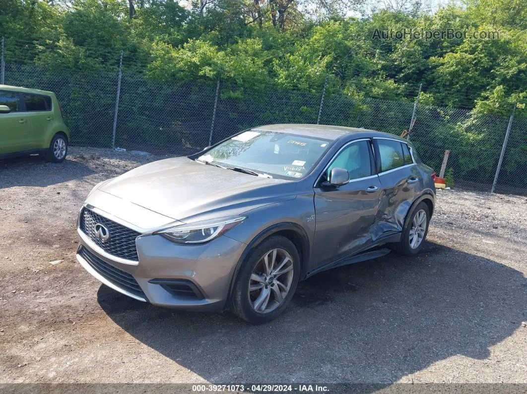 2018 Infiniti Qx30 Luxury Gray vin: SJKCH5CP5JA054642