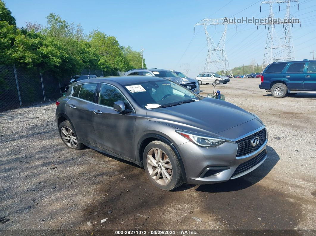 2018 Infiniti Qx30 Luxury Gray vin: SJKCH5CP5JA054642