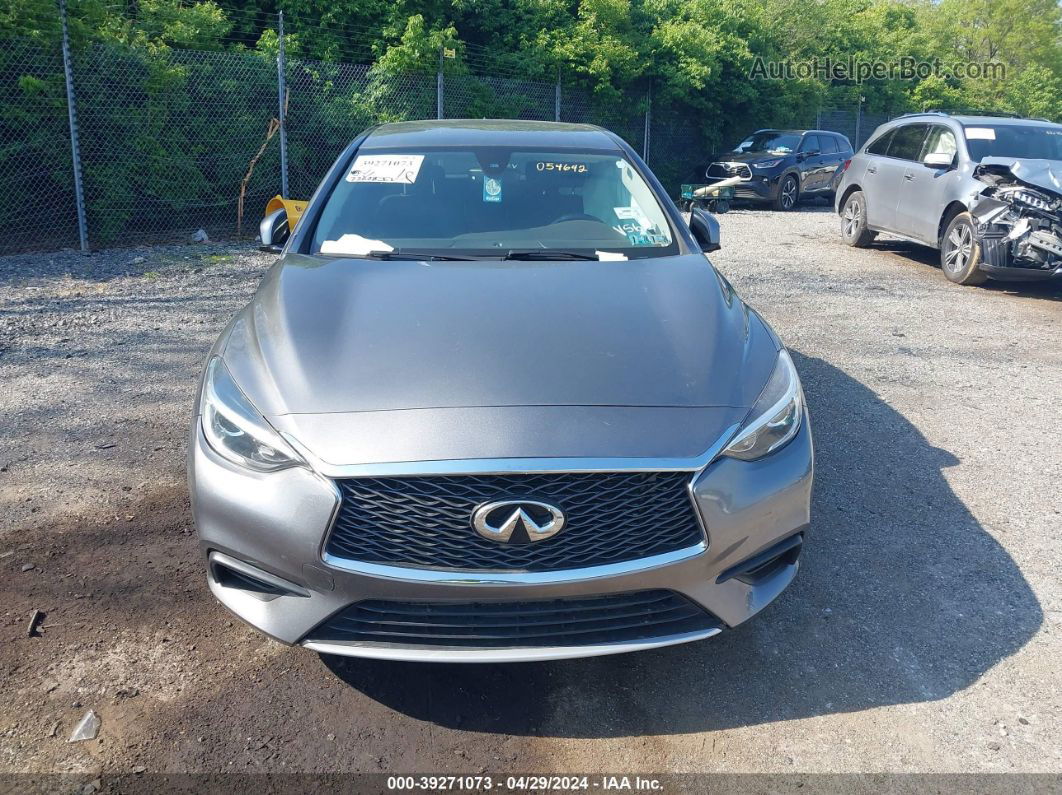 2018 Infiniti Qx30 Luxury Gray vin: SJKCH5CP5JA054642