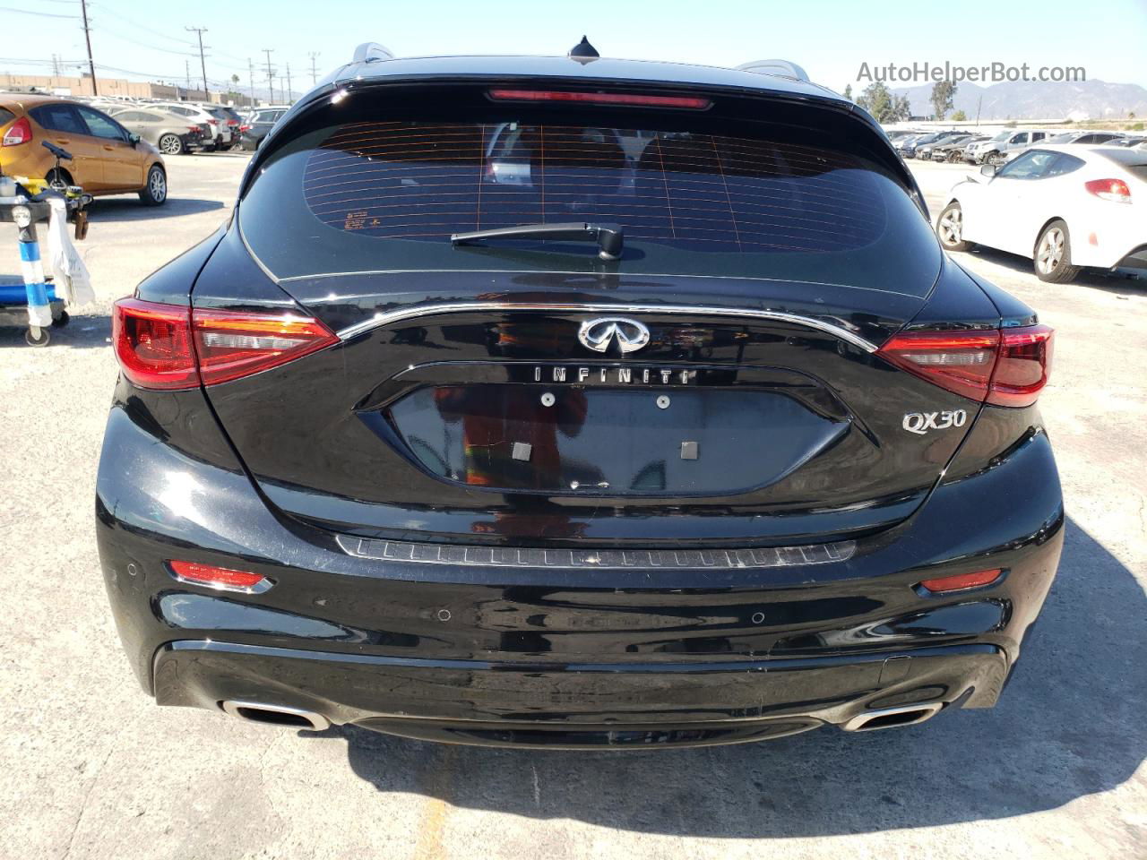 2018 Infiniti Qx30 Pure Черный vin: SJKCH5CP7JA005068