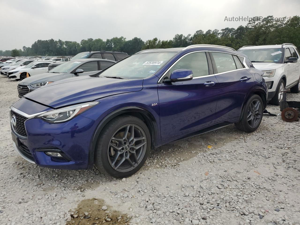 2018 Infiniti Qx30 Base Blue vin: SJKCH5CP7JA053878