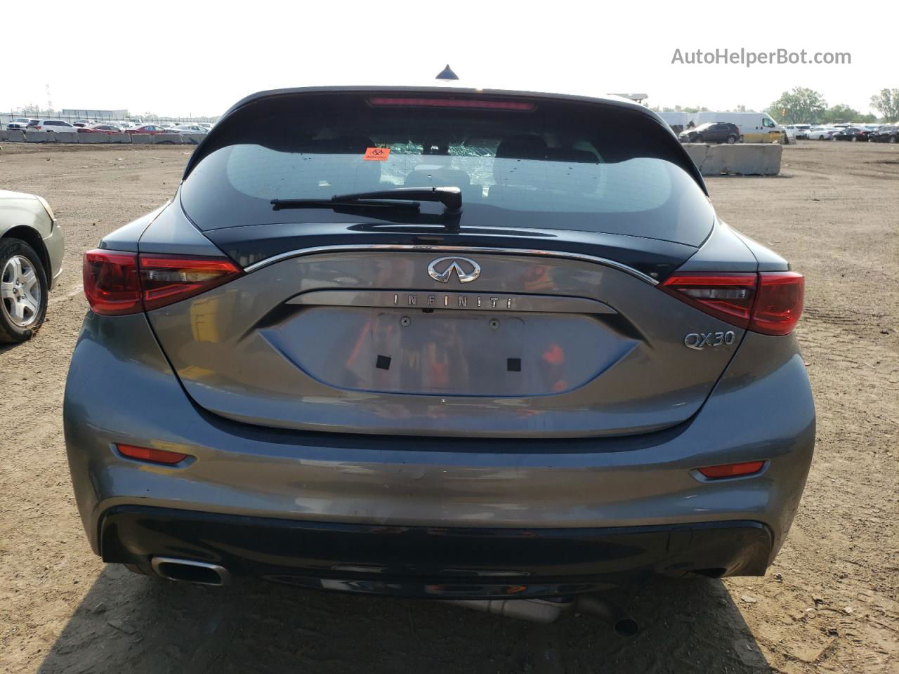 2018 Infiniti Qx30 Base Gray vin: SJKCH5CP7JA055890