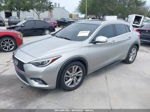 2018 Infiniti Qx30 Essential Silver vin: SJKCH5CP8JA002387