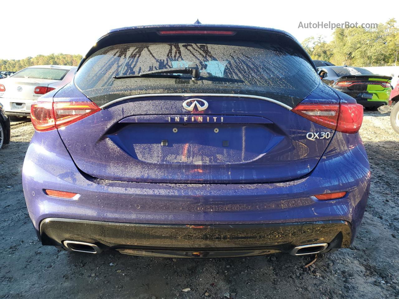 2018 Infiniti Qx30 Base Purple vin: SJKCH5CP8JA043585